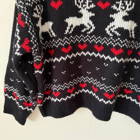 H&M Merry Kissmas Holiday Sweater - Picture 4 of 6